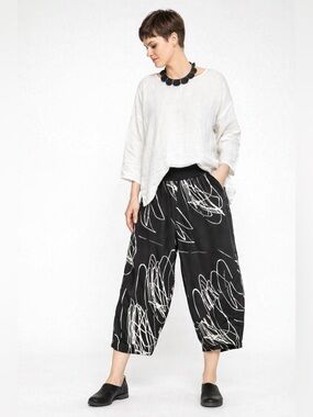 Luukaa Abstract Print Lagenlook Crop Pants Elastic Waist Lagenlook 
Avant Garde